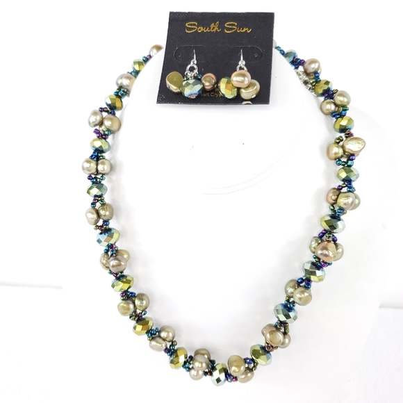 South Sun Freshwater Pearls Necklace Earring Set - Picture 1 of 7